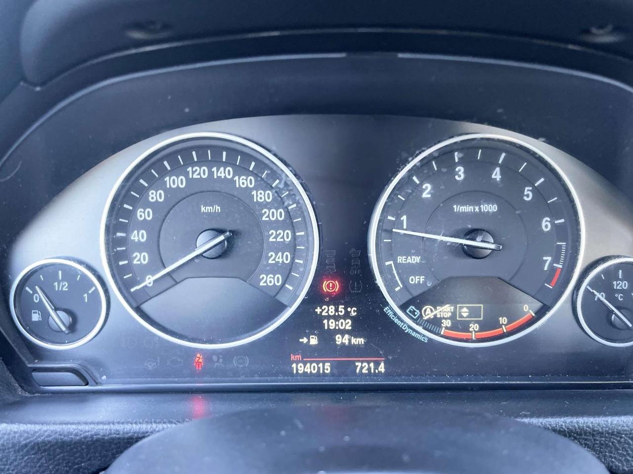 BMW 320 2.0 Benzina 184CV E6 - 2012