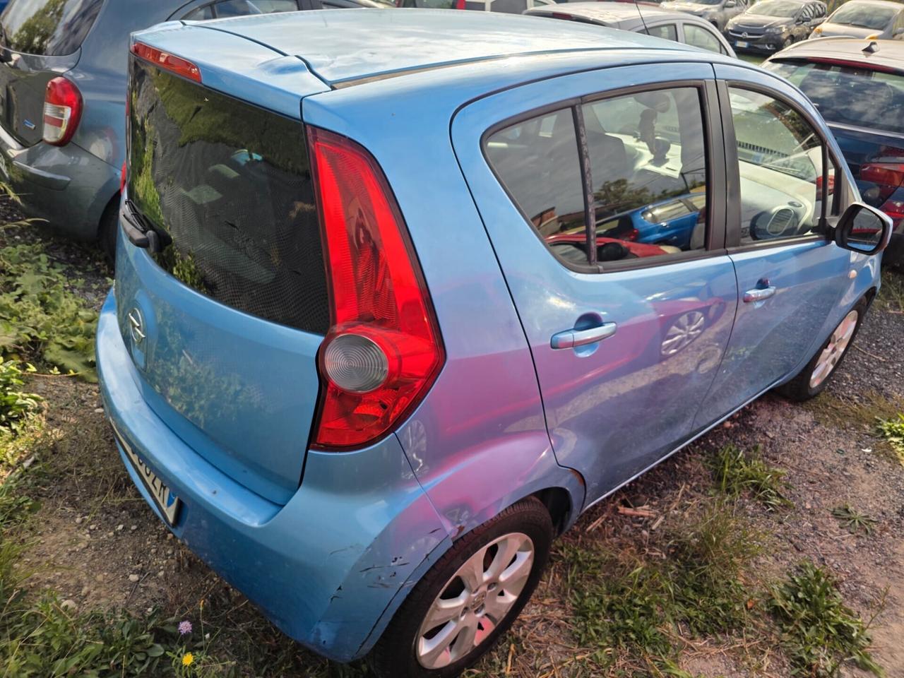 Opel Agila 1.0 benzina neopatentati