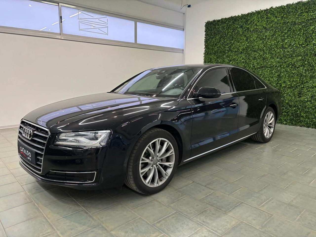 Audi A8 3.0 TDI 258 CV clean diesel quattro tiptronic