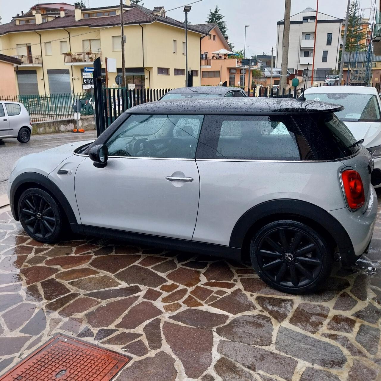 Mini Cooper D Coupe Mini 1.5 Cooper D 3 porte