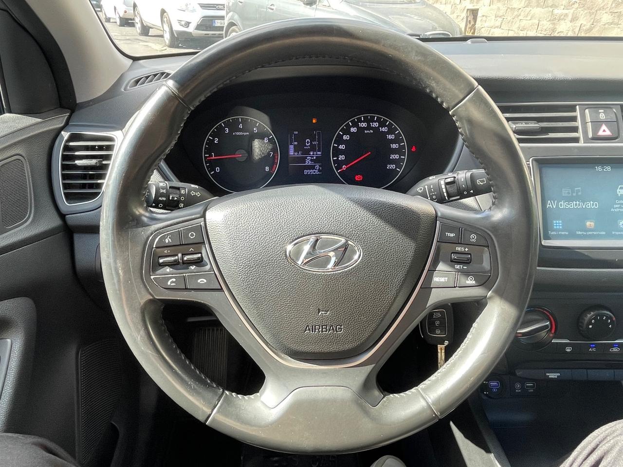 Hyundai i20 1.2 5 porte Connectline