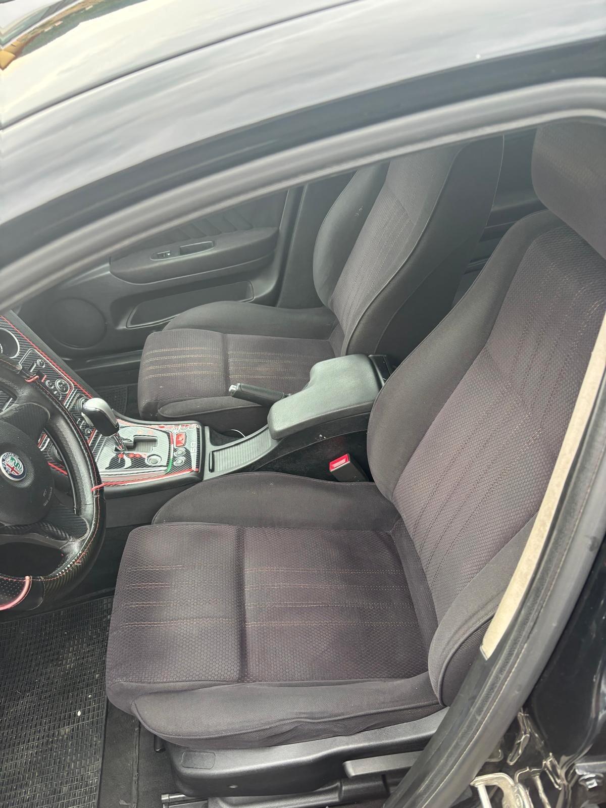 Alfa Romeo 159 1.9 JTDm 16V Sportwagon Exclusive