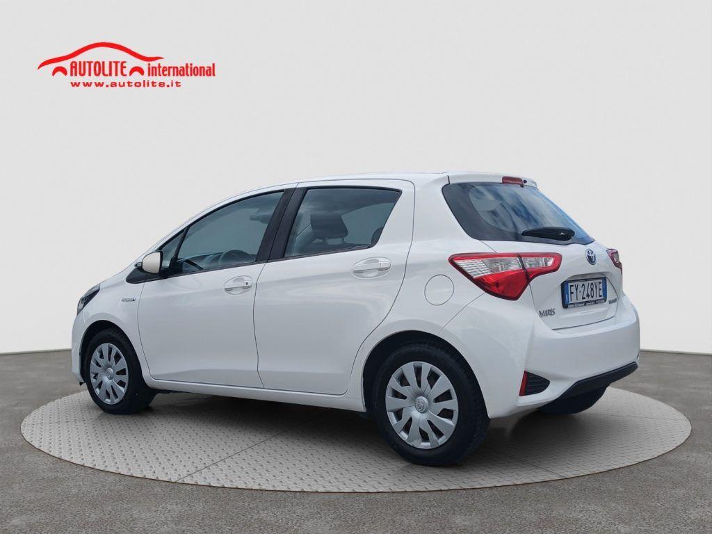 Toyota Yaris 1.5 Hybrid 5 porte Business