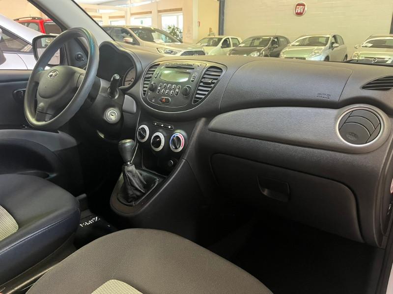 HYUNDAI i10 1.1 12V