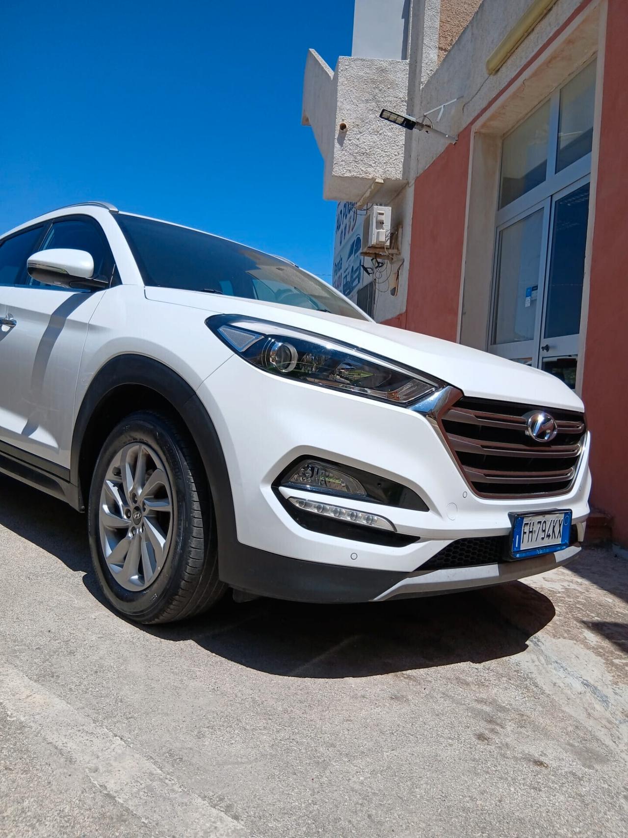 Hyundai Tucson 1.7 CRDi DCT XPossible