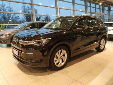 Volkswagen Tiguan Tiguan III 2024 2.0 tdi Life 150cv dsg