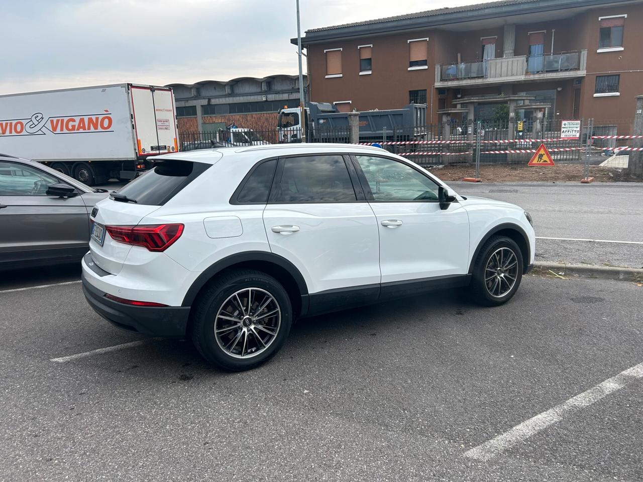 Audi Q3 45 TFSI plug in e S tronic Business unico proprietario