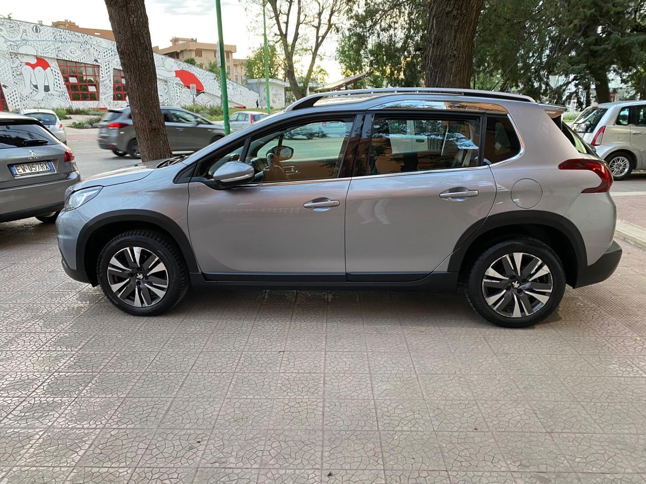 Peugeot 2008 BlueHDi 120 S&S Crossway