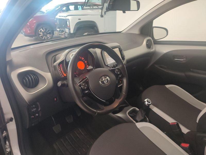 Toyota Aygo 1.0 VVT-i 69 CV 5 porte x-play