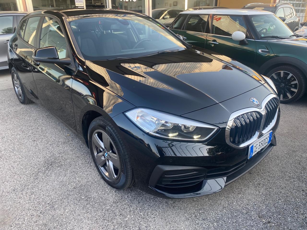 Bmw 116 116d 5p. Business Advantage
