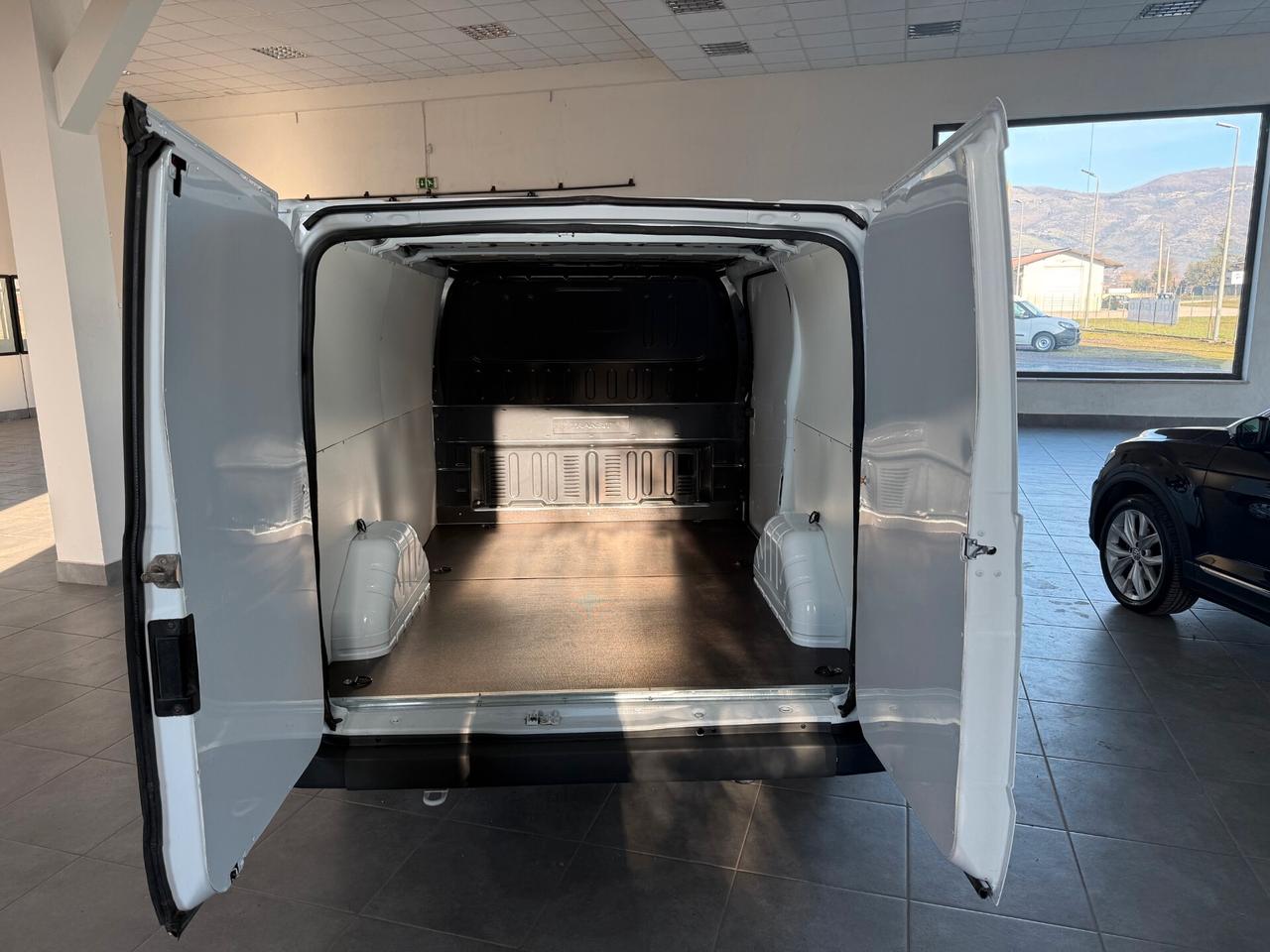 Ford Transit 2.2 TDCi 110 CV