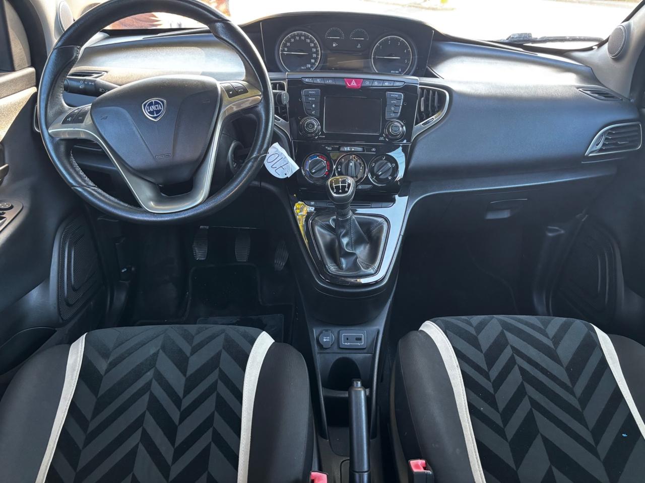 Lancia Ypsilon 1.3 MJT 16V 95 CV 5 porte S&S Gold