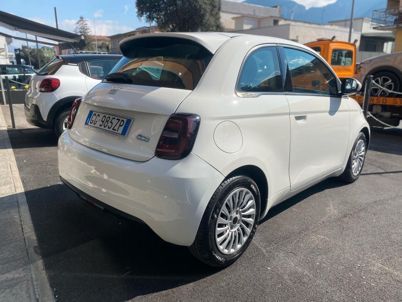 Fiat 500e Action Berlina 23,65 kWh