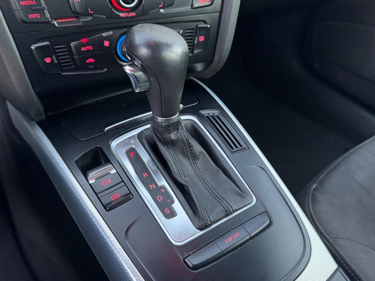 Audi A4 Avant 2.0 TDI 143CV Automatico