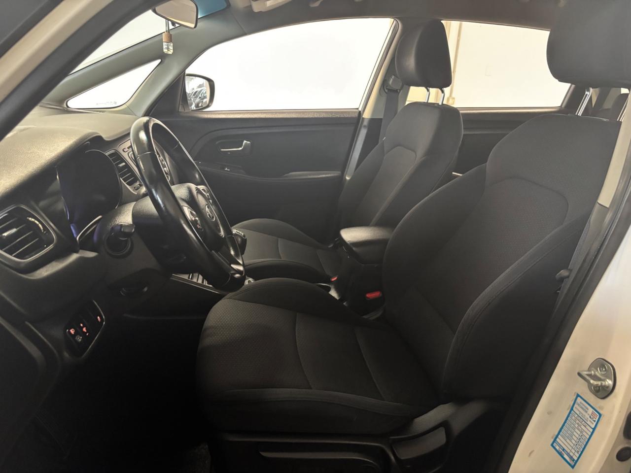 Kia Carens 1.7 CRDi 115 CV