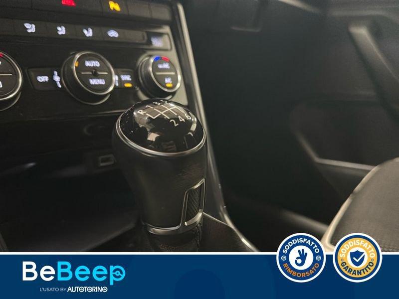 Volkswagen T-Roc 1.0 TSI ADVANCED