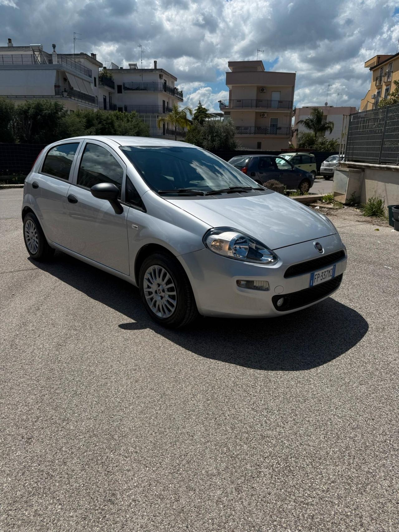 Fiat Punto 1.3 MJT II S&S 95 CV 5 porte Street