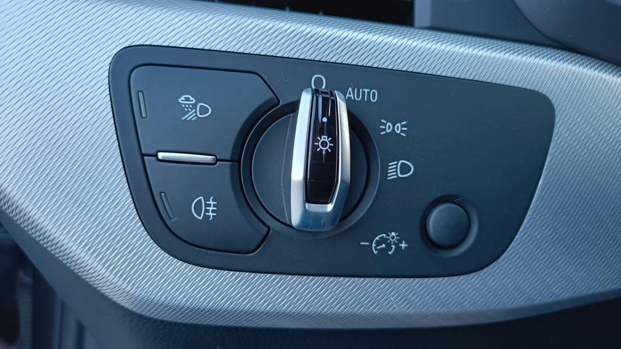 Audi A4 Avant 2.0 TDI 150 CV ultra Business Sport