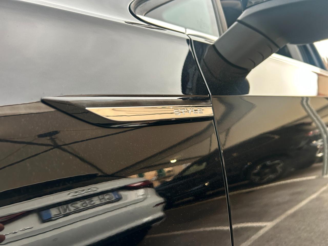 Volkswagen Golf 1.5 TGI DSG Style 2022