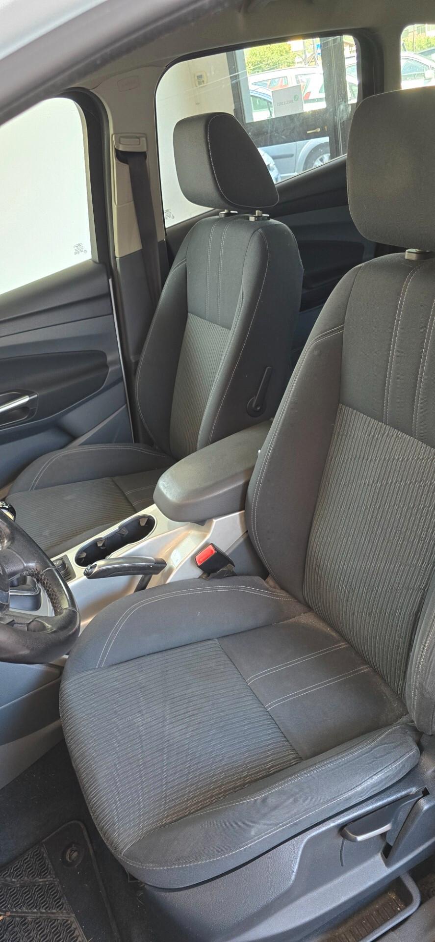 Ford C-Max 1.6 150CV Gancio Traino