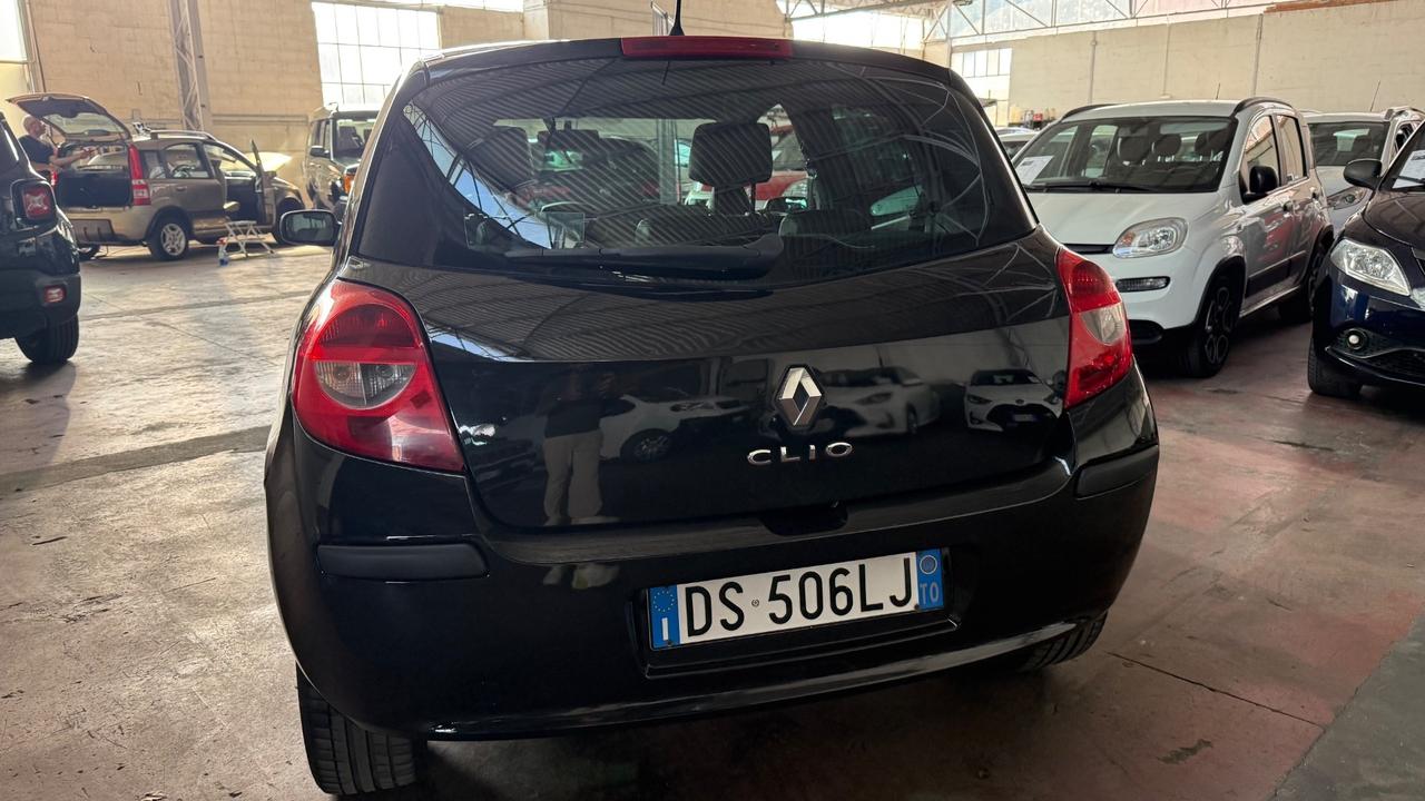 Renault Clio Storia 1.2 5 porte GPL Confort