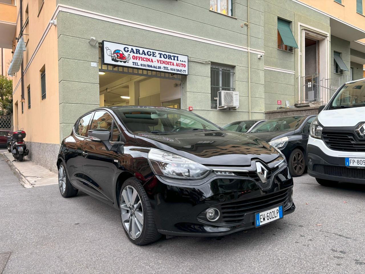 Renault Clio 1.5 dCi 8V 75CV 5 porte Costume National NAVI TELECAMERA