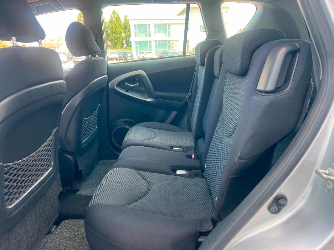 Toyota RAV4 2.2 d-4d 136cv