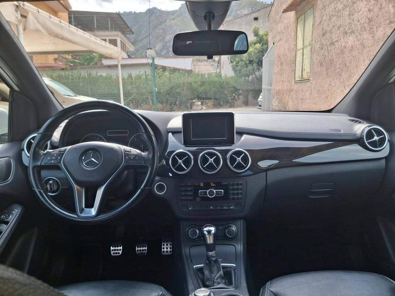 Mercedes-benz B 180 CDI BlueEFFICIENCY Premium