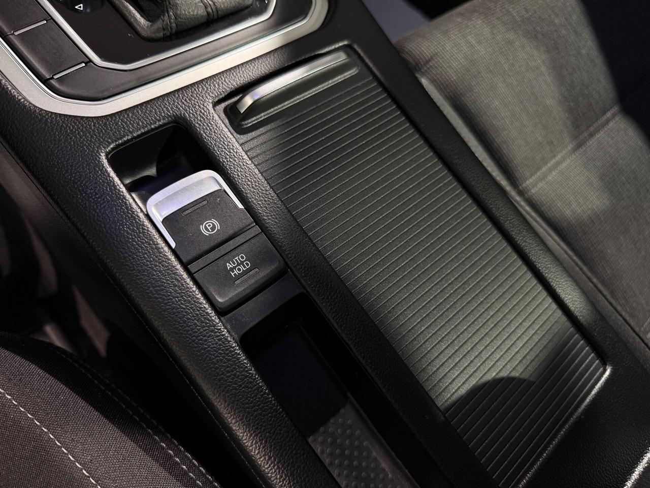 Volkswagen Passat Variant 2.0 TDI DSG Highline Blu