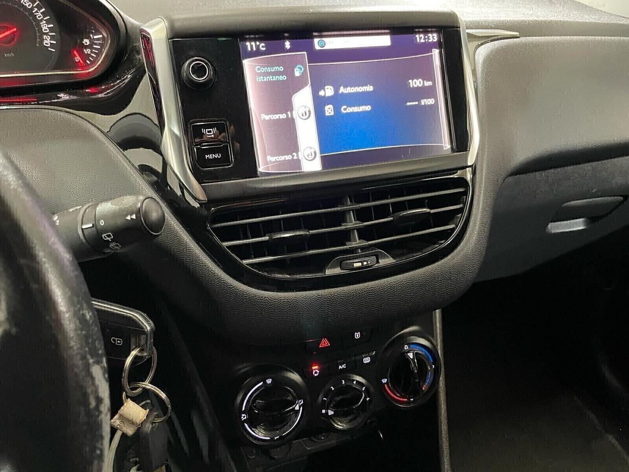 Peugeot 208 1.4 HDi 68 CV 5 porte Allure