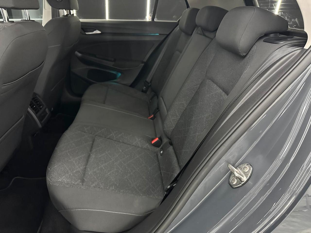 Volkswagen Golf Golf VIII 2020 2.0 tdi Style 115cv dsg