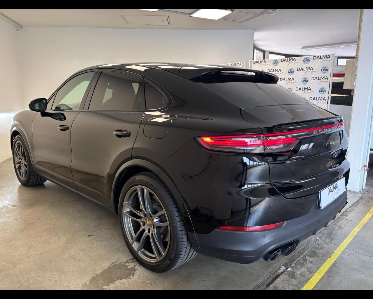 PORSCHE Cayenne Coupe 2019 - Cayenne Coupe 3.0 e-hybrid tiptronic