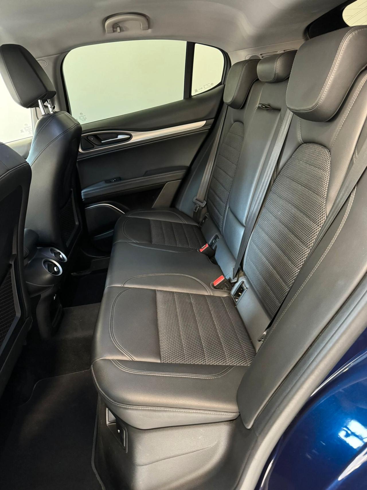 Alfa Romeo Stelvio 2.2 Turbodiesel 190 CV AT8 RWD Super