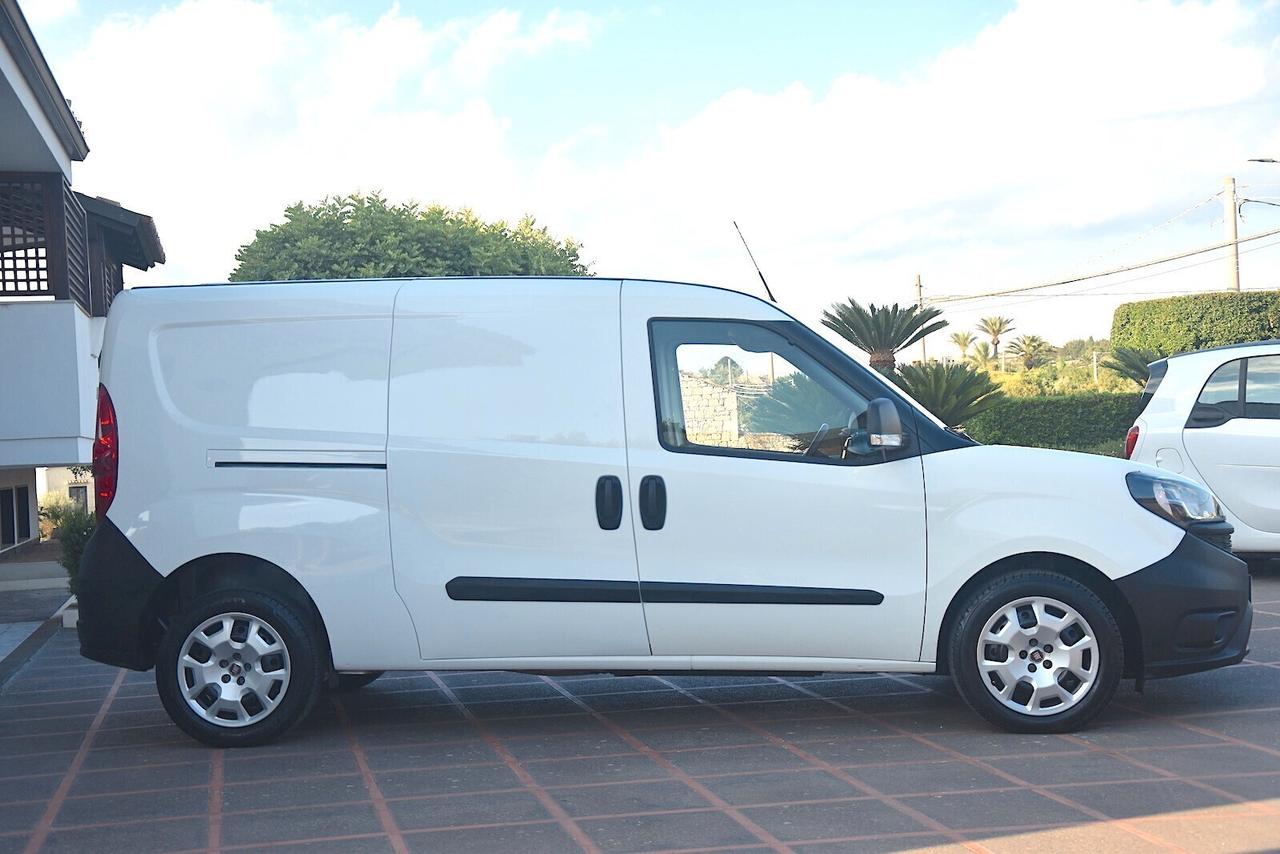 Fiat Doblo Maxi 1.6 mtj 105cv Lounge 3 posti