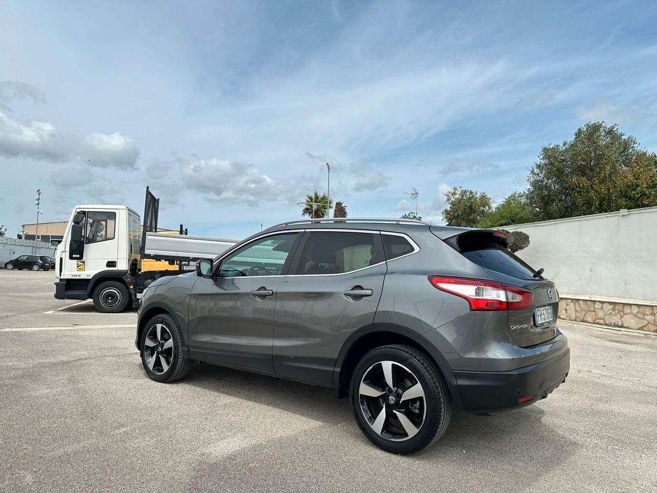 NISSAN QASHQAI 1.6 dCi 2WD Tekna