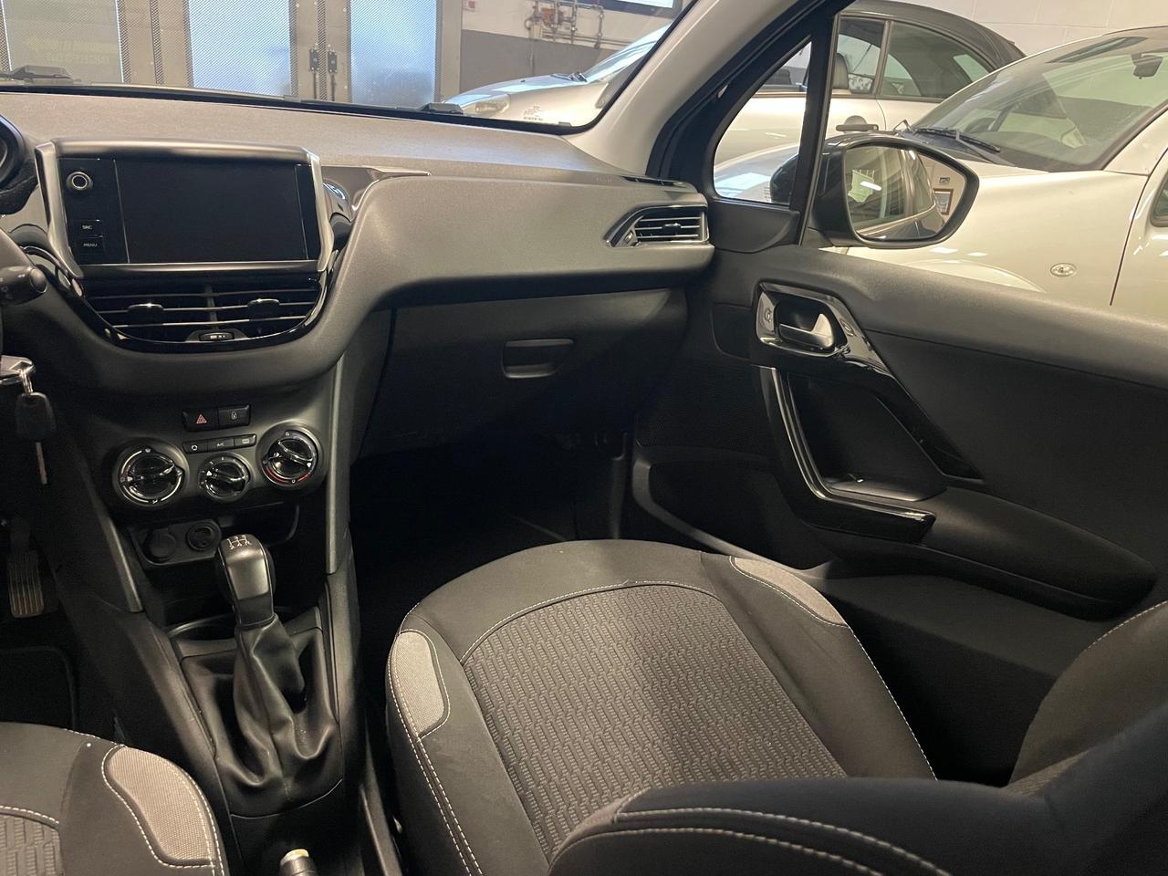 Peugeot 208 BlueHDi 100 5 porte Allure