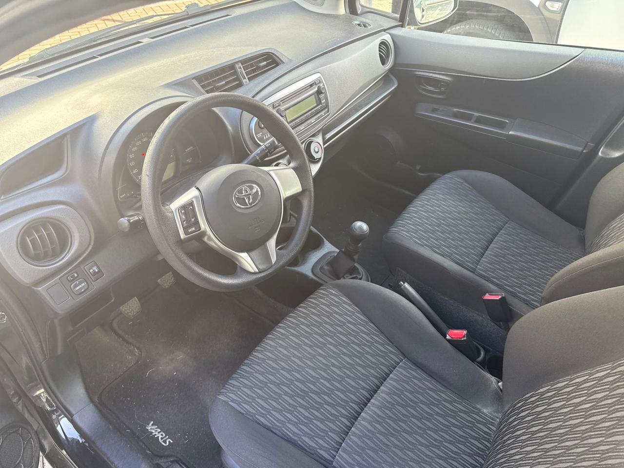 Toyota Yaris 1.0 5 porte Lounge