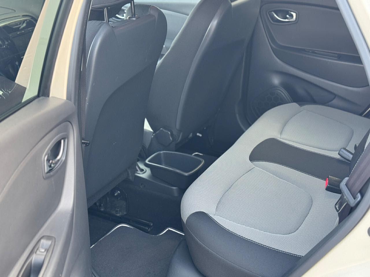 Renault Captur 1.5 dCi 8V 90 CV