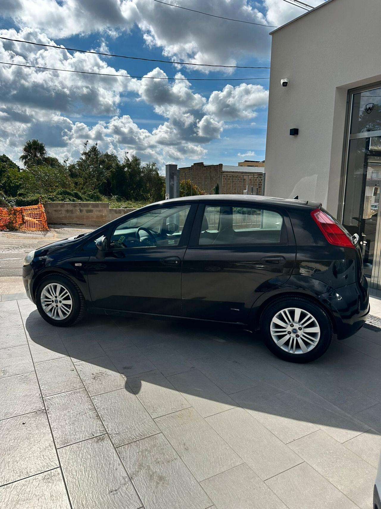 Fiat Grande Punto 1.3 MJT 75 CV 5 porte Active