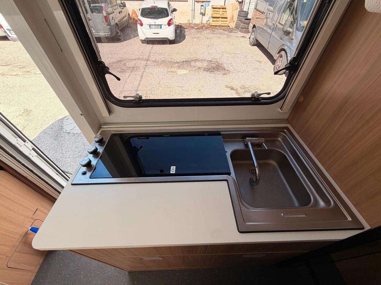 ADRIA sunliving 7 POSTI A LIBRETTO