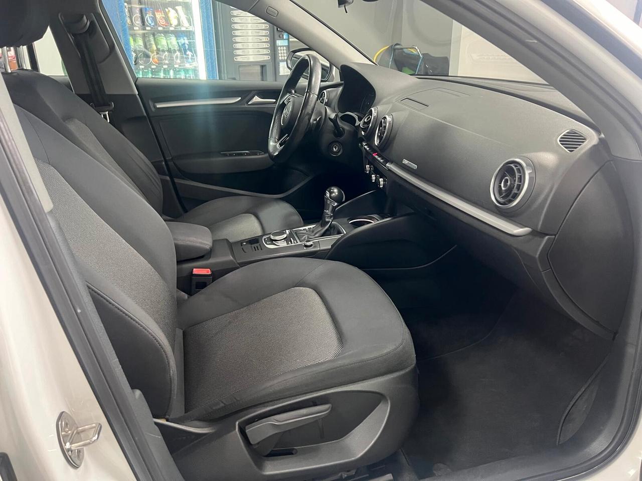 Audi A3 SPB 2.0 TDI S tronic Sport