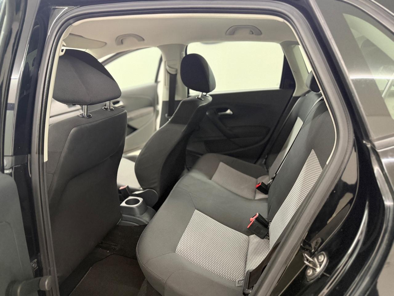 VOLKSWAGEN POLO (anno 2012)