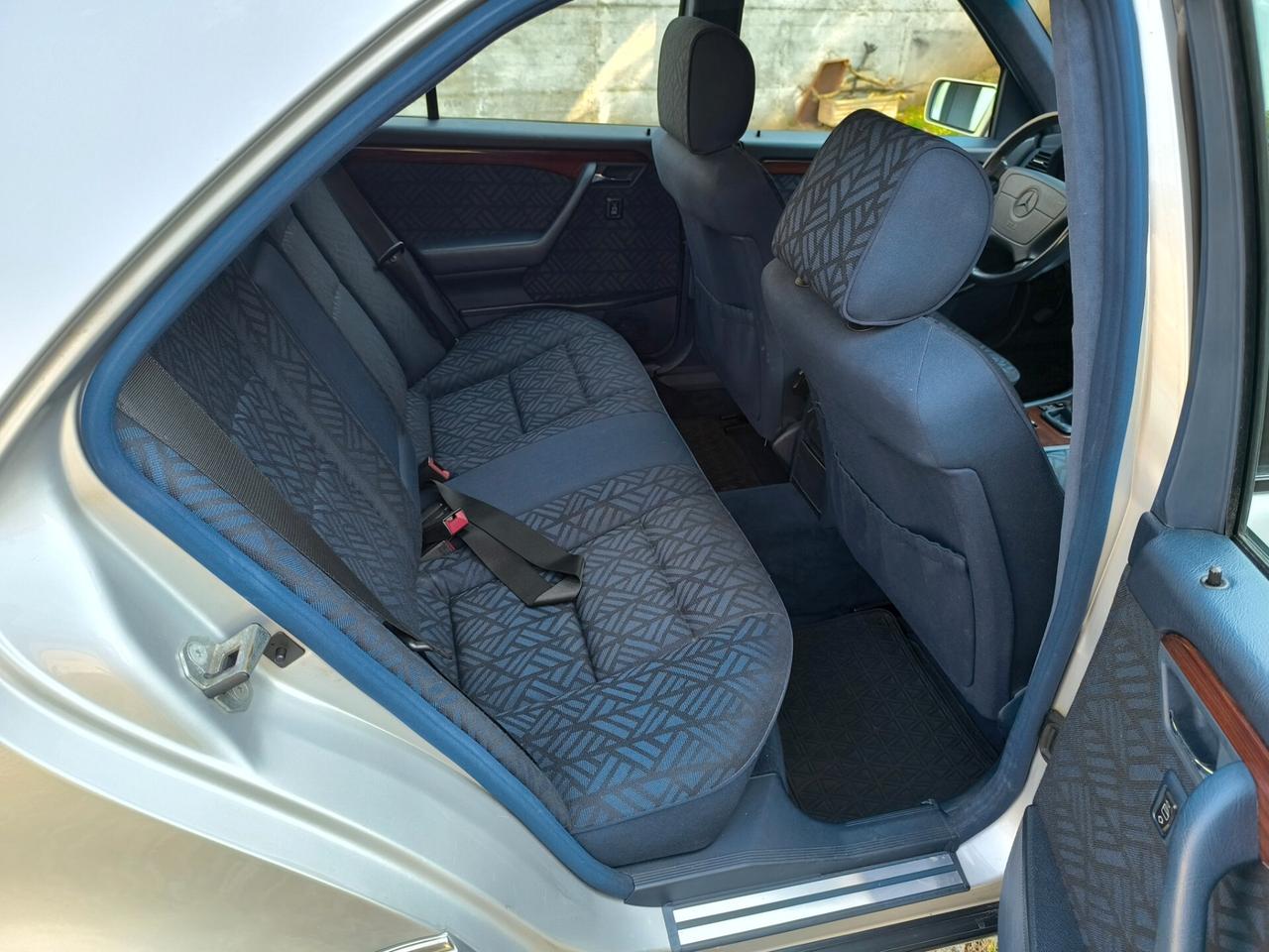 Mercedes-benz C 200 cat Elegance