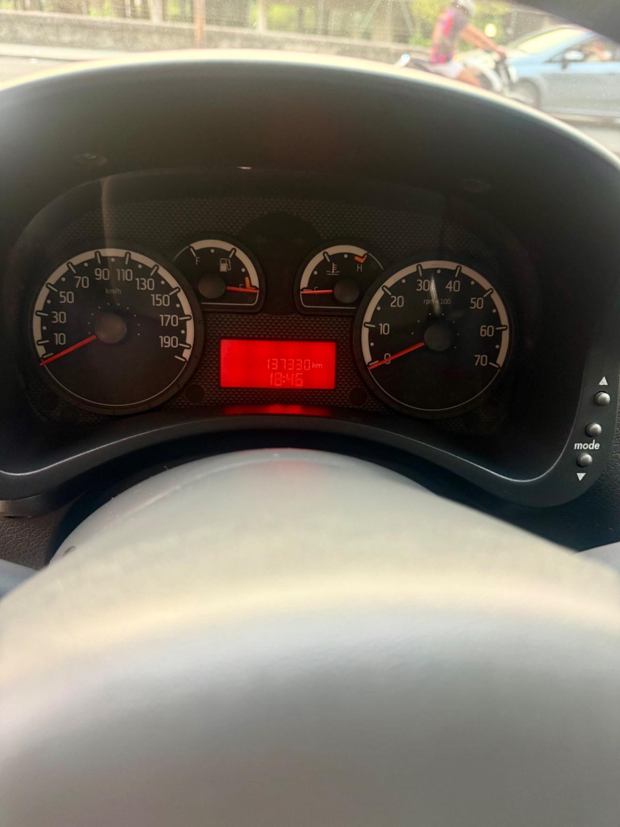 Fiat Panda 1.3 MJT 16V DPF 4x4 Climbing