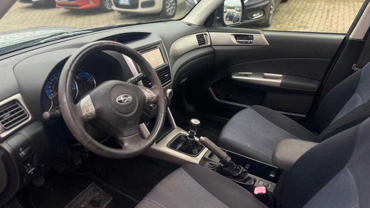 Subaru Forester 2.0D X BR 4X4