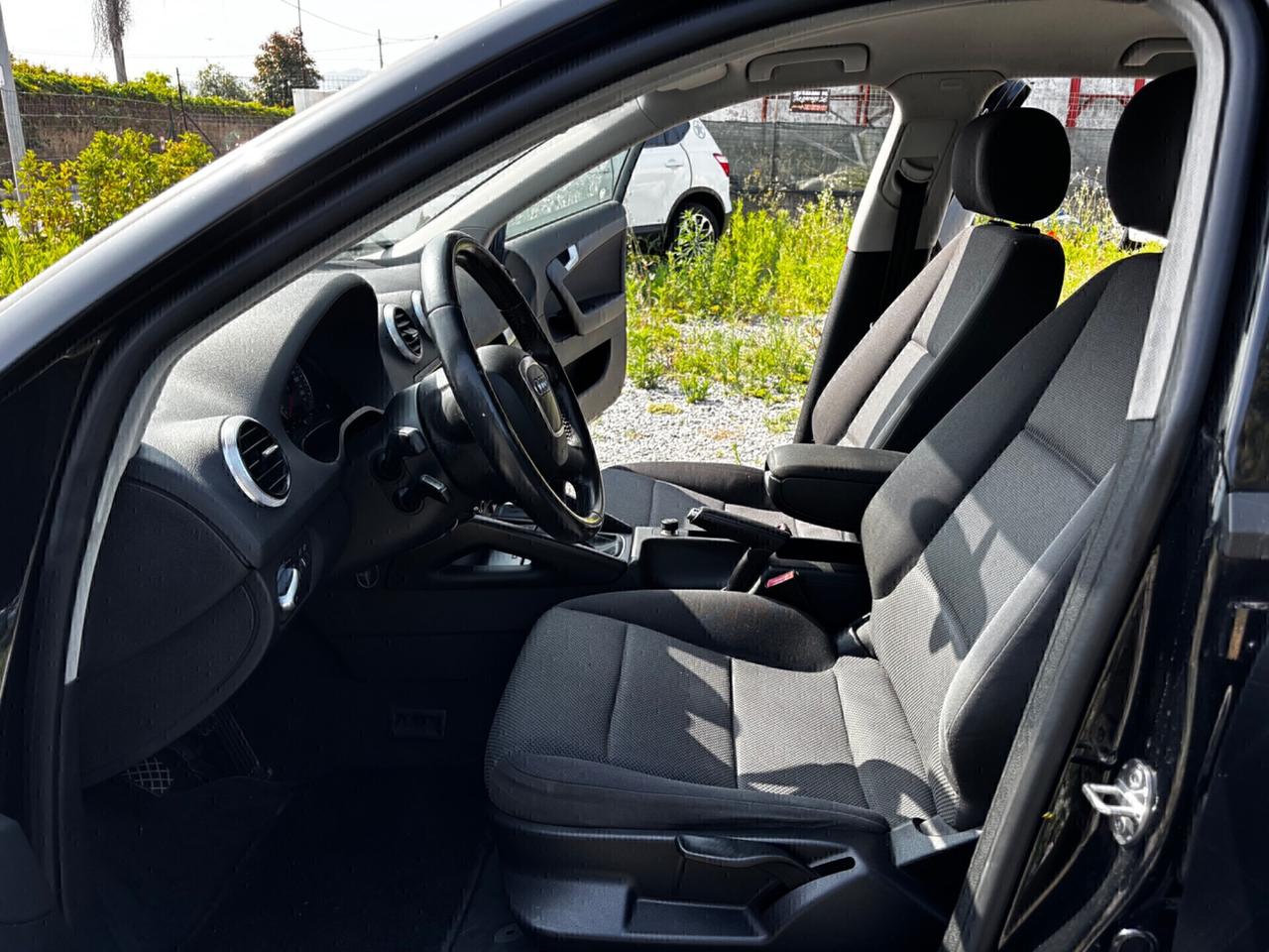 Audi A3 SPB 1.6 TDI 105 CV CR Ambition