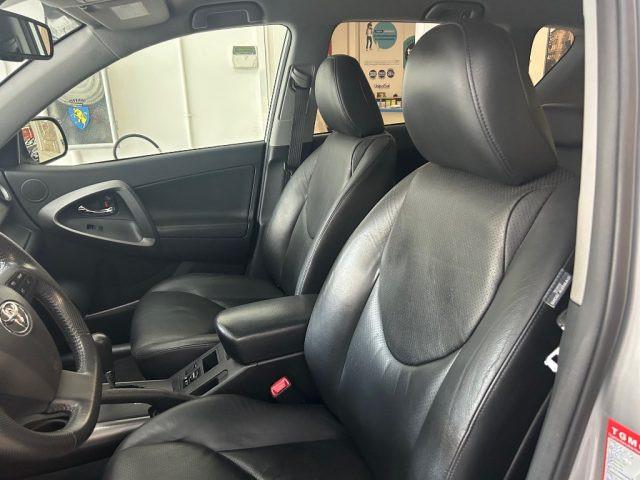 TOYOTA RAV 4 RAV4 Crossover 2.2 D-Cat A/T 150 CV Luxury
