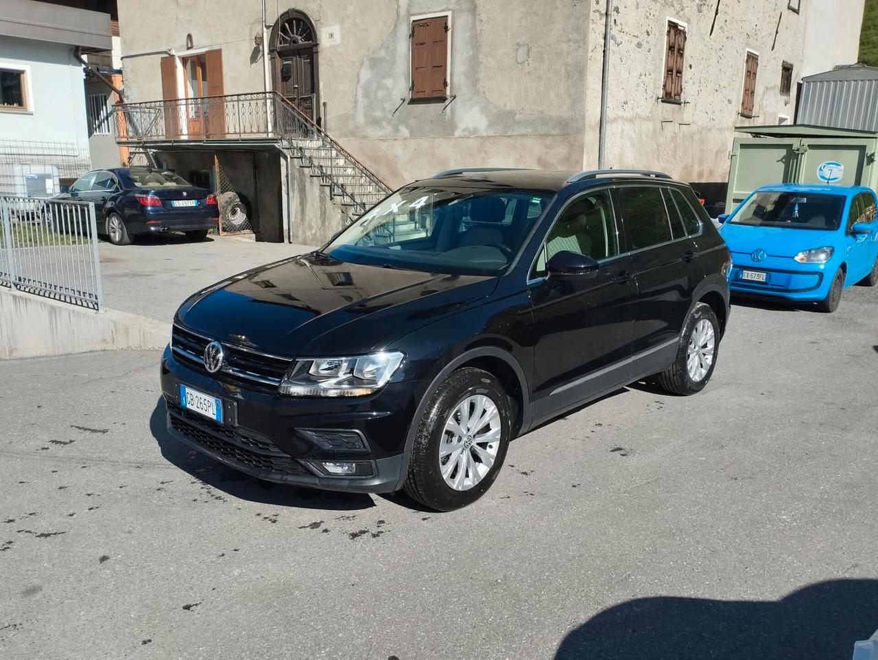 Volkswagen Tiguan 2.0 TDI SCR DSG 4MOTION Business BMT