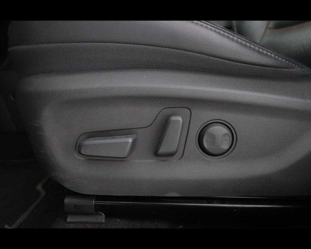 HYUNDAI Kona EV 64 kWh Exellence