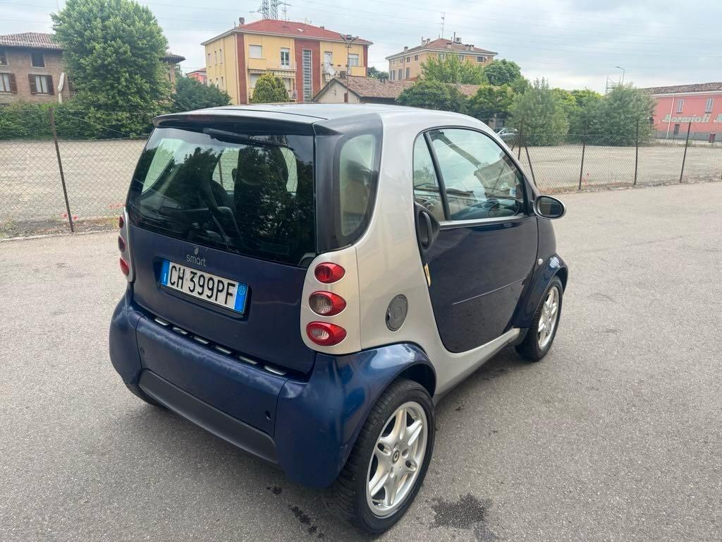 Smart Smart 700 smart city-coupé pure (45 kW)